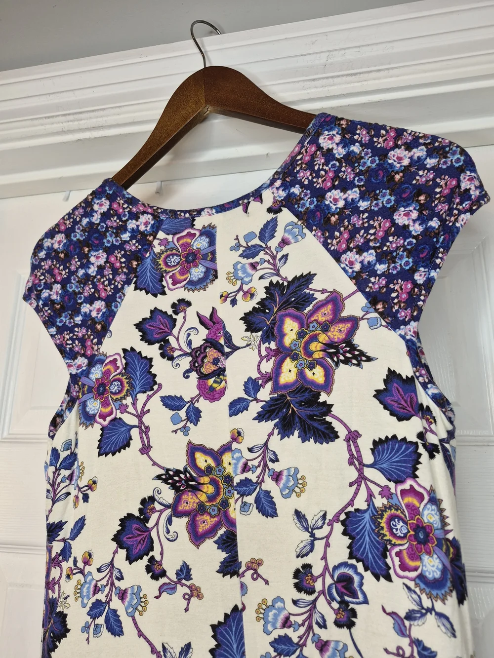 Karen Kane Cream Midi Dress with Purple Floral Print Large